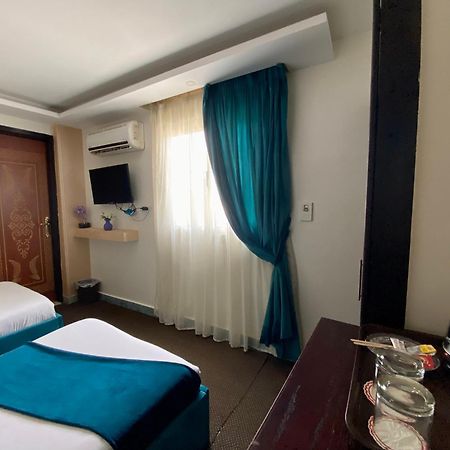 Golden Pyramids Inn Kafret el-Gabal المظهر الخارجي الصورة