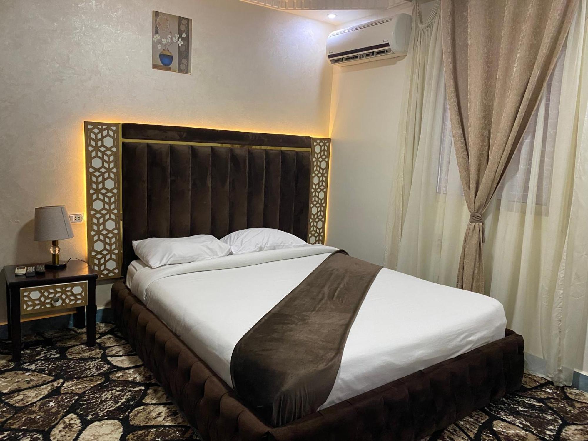 Golden Pyramids Inn Kafret el-Gabal المظهر الخارجي الصورة