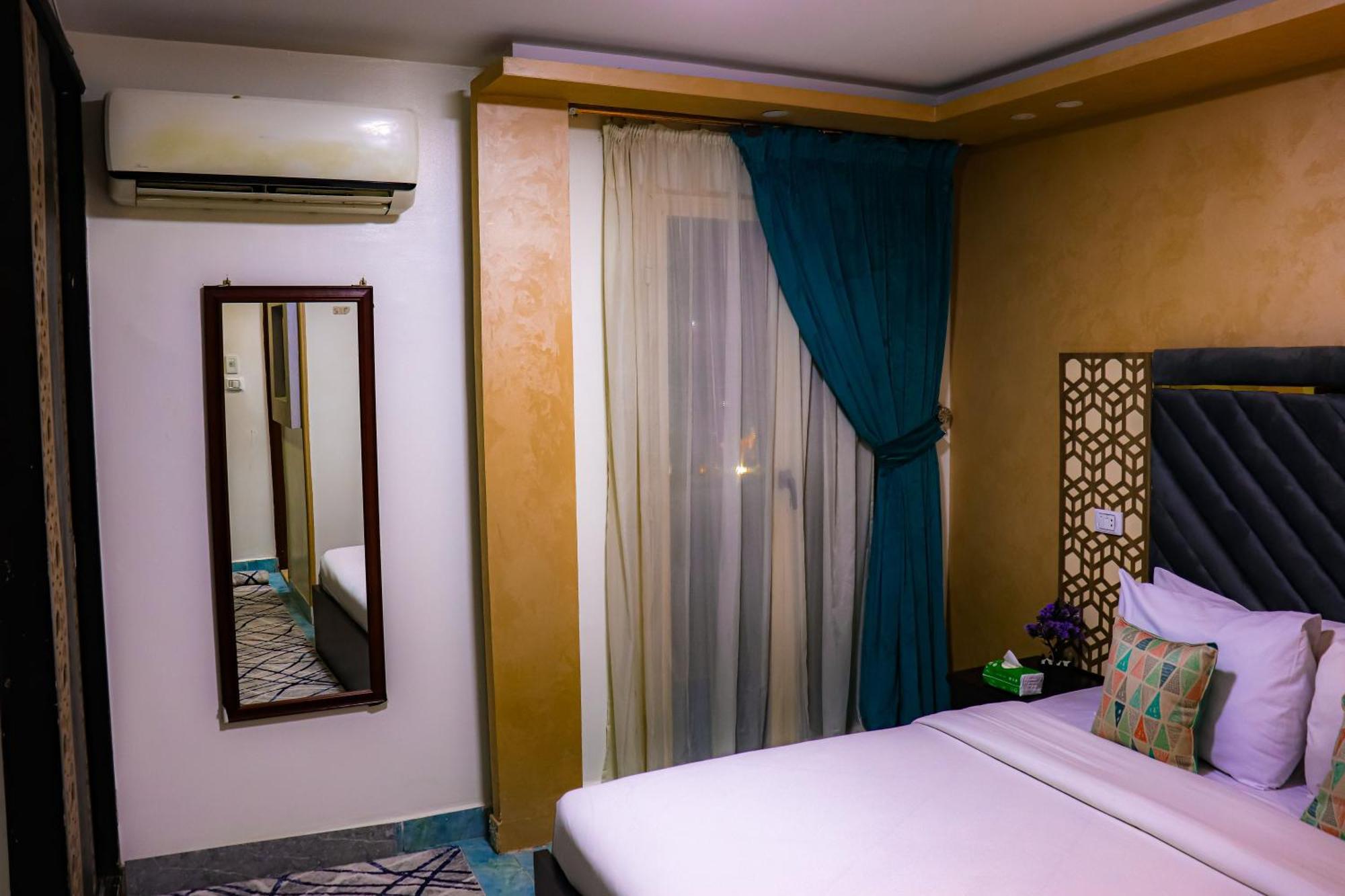 Golden Pyramids Inn Kafret el-Gabal المظهر الخارجي الصورة