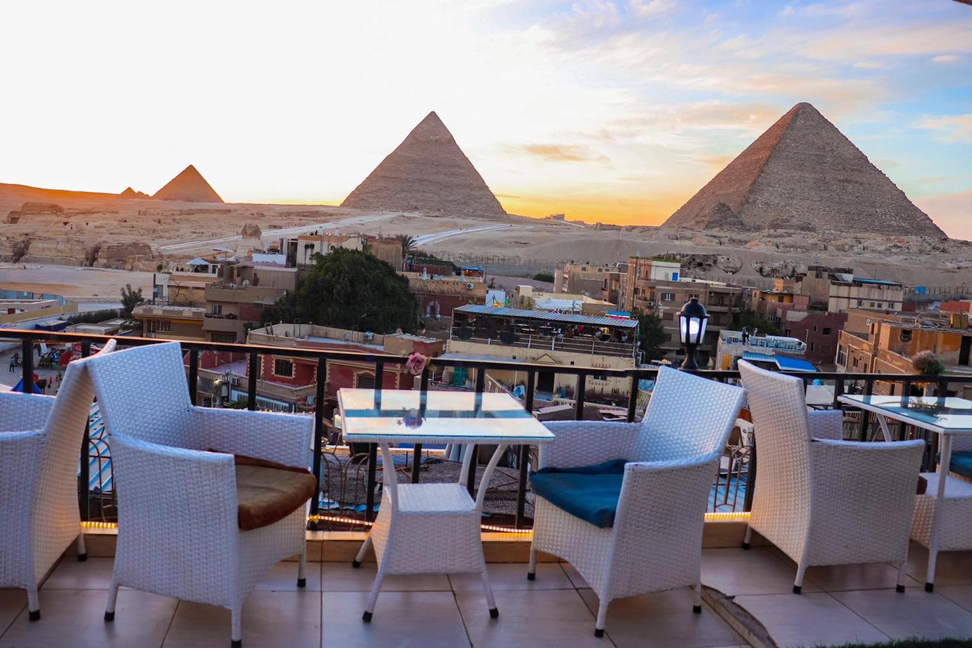 Golden Pyramids Inn Kafret el-Gabal المظهر الخارجي الصورة